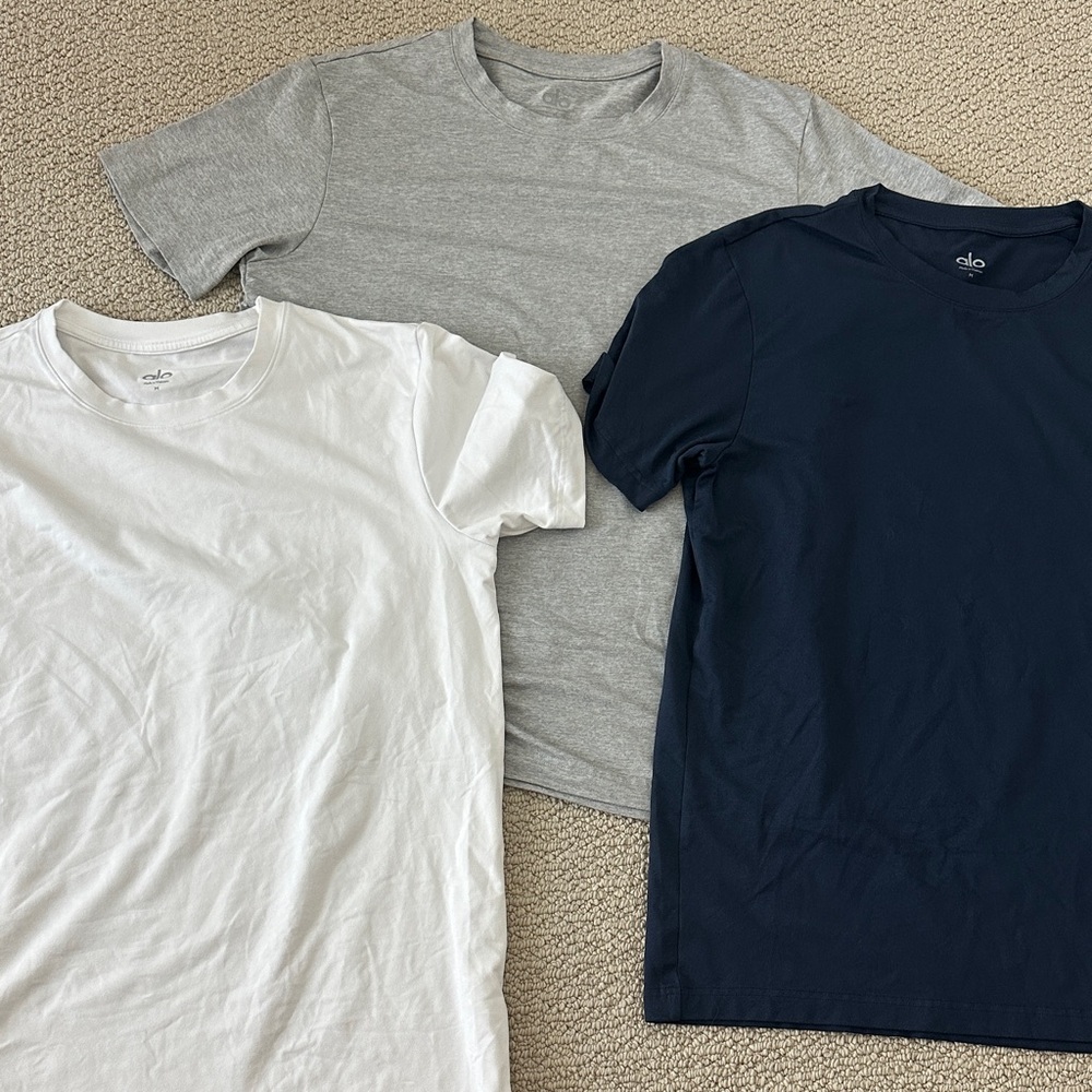 ALO Yoga Men's Short Sleeve Tees - White, Gray, and Navy